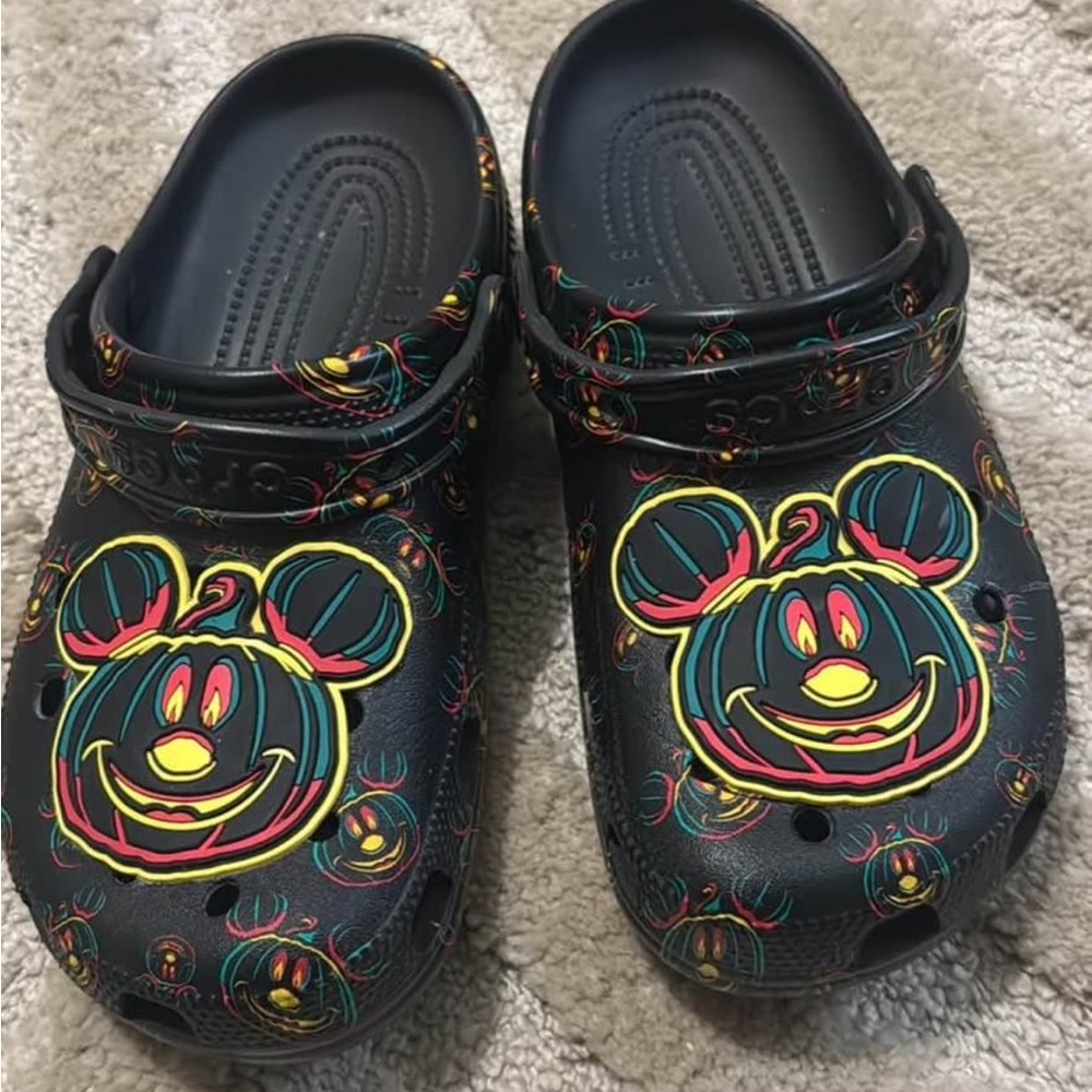 Disney Pumpkin Mickey Crocs